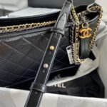 CC GABRIELLE MEDIUM 28 HOBO BAG IN BLACK CALFSKIN - Image 4