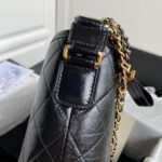 CC GABRIELLE MEDIUM 28 HOBO BAG IN BLACK CALFSKIN - Image 8