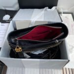CC GABRIELLE MEDIUM 28 HOBO BAG IN BLACK CALFSKIN - Image 16