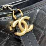 HOBO BAG 25 WITH STRAP IN BLACK CALFSKIN GOLD AND SILVER HARDWARE - Image 14