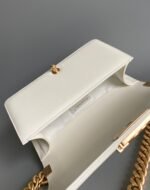 CC MEDIUM 25 BOY BAG IN WHITE LAMBSKIN GOLD HARDWARE - Image 13