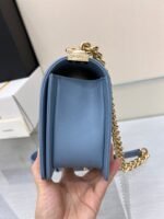 BOY BAG MEDIUM 25 CLOUD BLUE CAVIAR GOLD HARDWARE - Image 5
