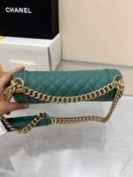 BOY BAG MEDIUM 25 EVERGREEN CAVIAR GOLD HARDWARE - Image 5