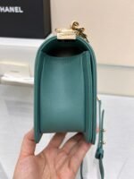 BOY BAG MEDIUM 25 EVERGREEN CAVIAR GOLD HARDWARE - Image 14