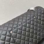 CC CLASSIC FLAP BAG 46 IN BLACK QUILTED CALFSKIN - Image 5