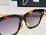TRIOMPHE SUNGLASS CL40253F IN ACETATE - Image 9