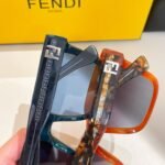 ROMA SQUARE FRAME SUNGLASSES FFF0053 IN ACETATE - Image 9