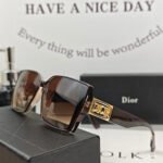 MONTAIGNE SQUARE SUNGLASS 58044 IN ACETATE - Image 11