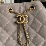 MEDIUM HANDBAG 40 IN BEIGE SUEDE GOLD HARDWARE - Image 16