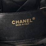 CHANEL 25S BOW BAG 26 IN BLACK LAMBSKIN WITH GOLD HARDWARE - Image 2
