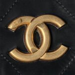 CHANEL 25S BOW BAG 38 IN BLACK VELVET WITH GOLD HARDWARE - Image 11