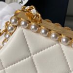 CHANEL 26S CROSSBODY BAG 20 IN WHITE LAMBSKIN - Image 13