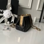 CHANEL 26S CROSSBODY BAG 20 IN BLACK LAMBSKIN - Image 3