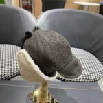 KNITTED TRAPPER HAT IN GRAY WOOL 439525 - Image 19