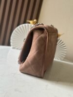 CHANEL 25S FLAP BAG 34 IN BROWN SUEDE - Image 16