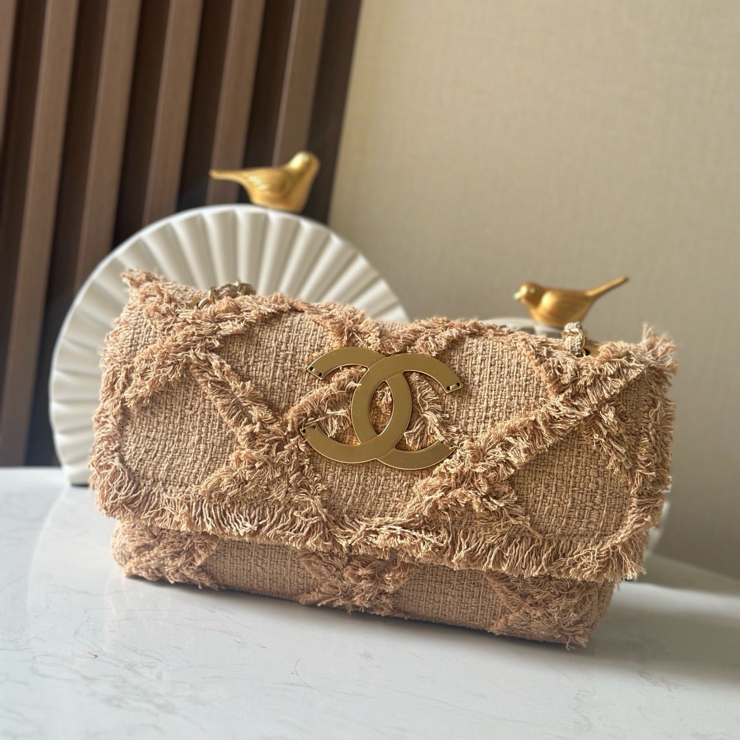 img_a5af95f4_20250403_i1743670726808_1486_0_0_jpg CHANEL 25S FLAP BAG 27 IN BEIGE FABRIC - Image 1