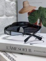 FF SQUARED VISOR FRAME SUNGLASSES 557144 IN ACETATE - Image 18