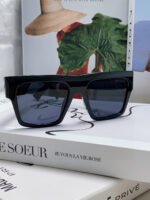 RUNWAY SQUARE SUNGLASSES 513010 IN BLACK ACETATE - Image 11