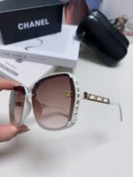 SQUARE SUNGLASSES 632874 IN WHITE ACETATE - Image 7