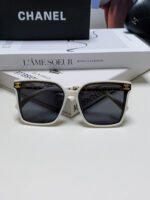 SQUARE SUNGLASSES 632885 IN WHITE ACETATE - Image 7