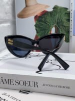 GLIMPSE CAT EYE SUNGLASSES 555886 IN BLACK ACETATE - Image 3