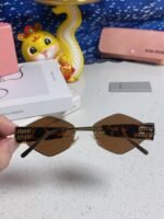LOGO SUNGLASSES 560865 IN HAVANA ACETATE GOLD METAL BROWN LENS - Image 16