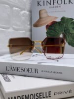 FIRST CRYSTAL SQUARE FRAME SUNGLASSES FE4082US IN METAL - Image 27