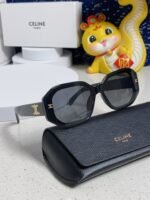 TRIOMPHE SQUARE SUNGLASS 566744 IN BLACK ACETATE - Image 17