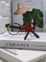 BUTTERFLY FRAME SUNGLASSES 570220 IN ACETATE - Image 18