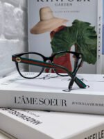 BUTTERFLY FRAME SUNGLASSES 570220 IN ACETATE - Image 6