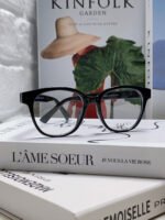 BUTTERFLY FRAME SUNGLASSES 570220 IN ACETATE - Image 25
