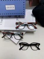 BUTTERFLY FRAME SUNGLASSES 570220 IN ACETATE - Image 26