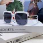 SQUARE FRAME SUNGLASSES 570231 IN ACETATE AND METAL - Image 3