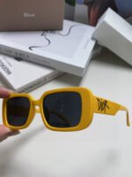 MONTAIGNE SUNGLASS 571593 IN YELLOW ACETATE TEXT LOGO - Image 6