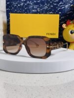 OVERSIZES FF DIAMONDS SQUARE SUNGLASSES 551639 IN ACETATE - Image 19