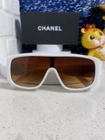 SQUARE SUNGLASSES CH5495 IN WHITE ACETATE BROWN LENSES - Image 6