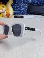 BUTTERFLY SUNGLASSES 641813 IN WHITE ACETATE BLACK METAL LOGO - Image 12
