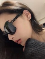 BUTTERFLY SUNGLASSES 641817 IN ACETATE BLACK METAL LOGO - Image 10