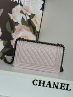 BOY BAG MEDIUM 25 IN PINK NUDE CALFSKIN - Image 3