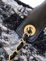 CHANEL 25S SHOPPING BAG 34 IN BLACK MIX GREY TWEED - Image 16