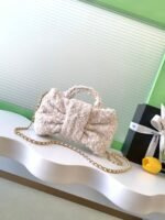 CHANEL 25S BOW BAG 26 IN CREAM WHITE TWEED WITH GOLD HARDWARE - Image 15