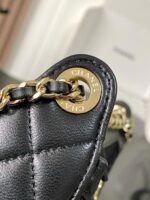 CHANEL 25S CLUTCH WITH CHAIN 20 CM IN BLACK LAMBSKIN WITH GOLD HARDWARE - Image 14