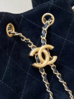 CC 25 HANDBAG 30 IN BLACK SUEDE GOLD HARDWARE - Image 7