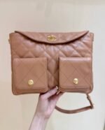 CHANEL 25S HIPPIE HOBO POSTMAN BAG 30 IN WARM TAUPE CALFSKIN GOLD HARDWARE - Image 11