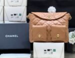 CHANEL 25S HIPPIE HOBO POSTMAN BAG 30 IN WARM TAUPE CALFSKIN GOLD HARDWARE - Image 17