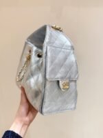 CC 25 HANDBAG IN SILVER-TONE 30 GRAINED CALFSKIN GOLD HARDWARE - Image 5