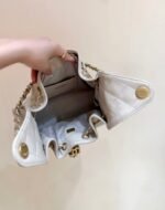 CC 25 HANDBAG IN CREAM 30 GRAINED CALFSKIN GOLD HARDWARE - Image 8