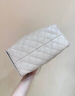 CC 25 HANDBAG IN CREAM 30 GRAINED CALFSKIN GOLD HARDWARE - Image 18