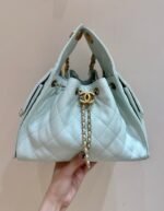 CHANEL 25S HANDBAG IN PALE CYAN 30 CALFSKIN GOLD HARDWARE - Image 14