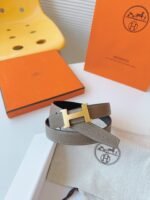 MINI H BELT BUCKLE & REVERSIBLE CAMEL BROWN LEATHER STRAP 24 MM GOLD HARDWARE - Image 12